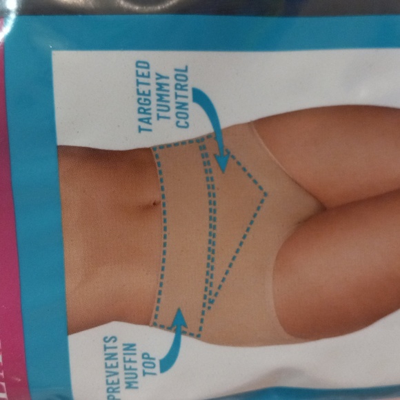 Underwear brief seamless shape enhancing back moisture wick soft no muffin top - Picture 5 of 13